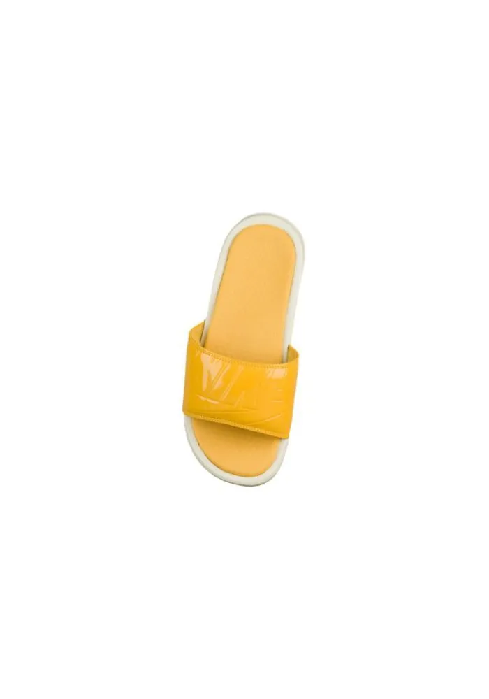 Basket Nike Benassi JDI Ultra Lux Femme 2408-200