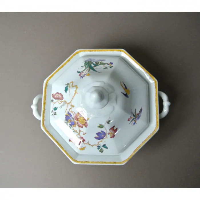 Légumier couvert WEDGWOOD "Devon Rose" - Le palais des bricoles