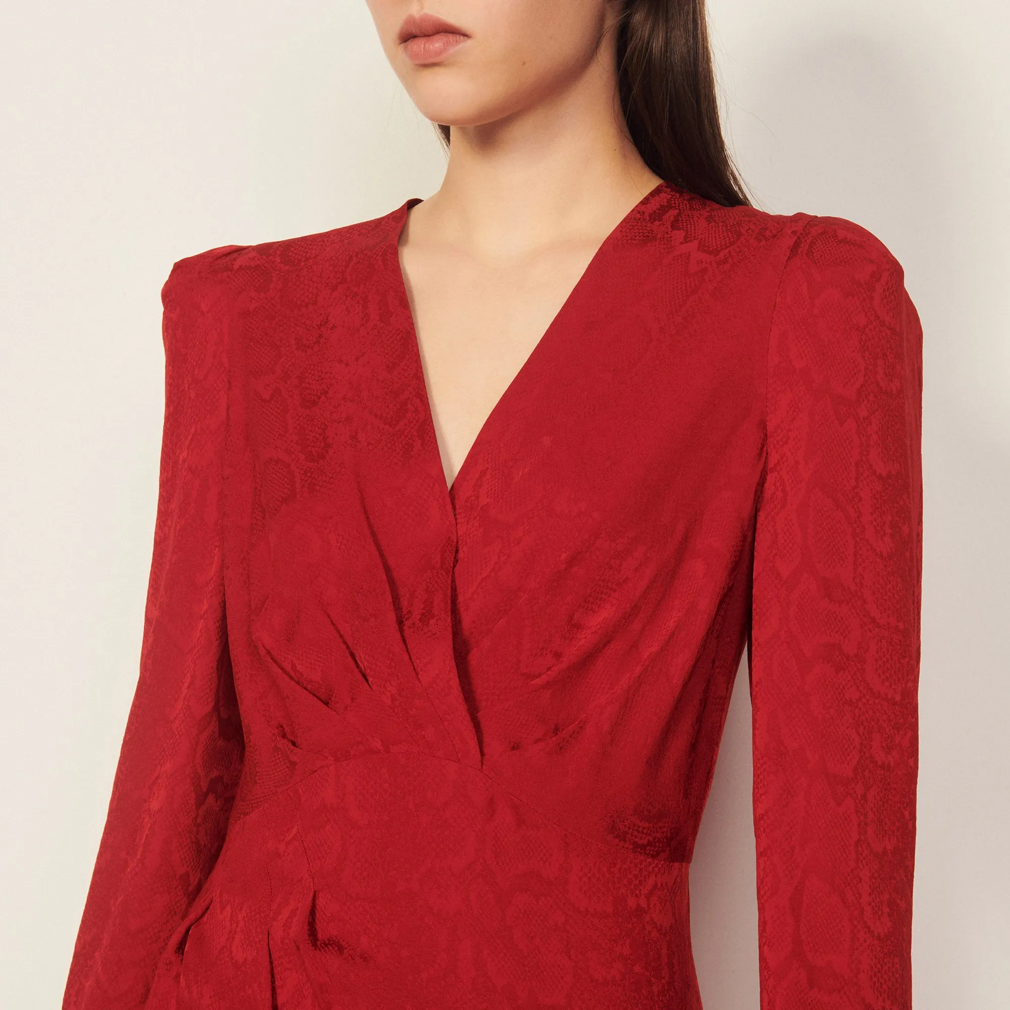 Robe courte en jacquard effet python